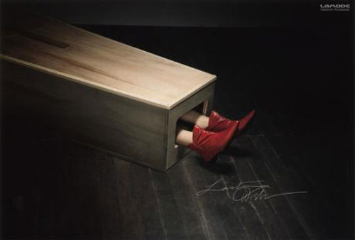 34 Creative Advertisements of Shoe Brands, its amazing!!